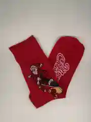 Красный носки новогодние