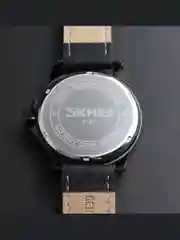 Белый часы наручные мужские Skmei 9150