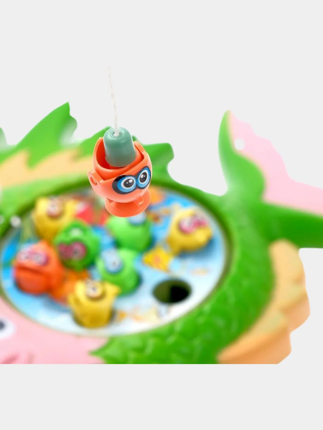 Игра рыбалка для двух игроков, 3+. Работает без батареек
