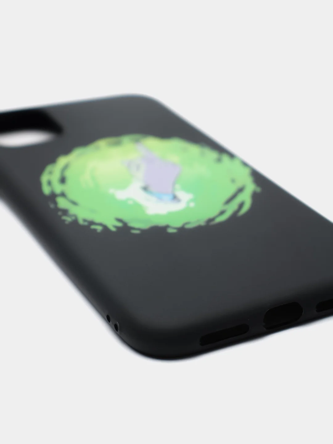 Салатовый чехол мультик "Рик и Морти" для IPhone 6/6s 7/8 Plus XR 11 XS 12 mini 13 Pro