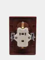 Коричневый розетка двойная с заземлением скрытой установки 16А 250В Intro Plano