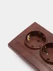 Коричневый розетка двойная с заземлением скрытой установки 16А 250В Intro Plano