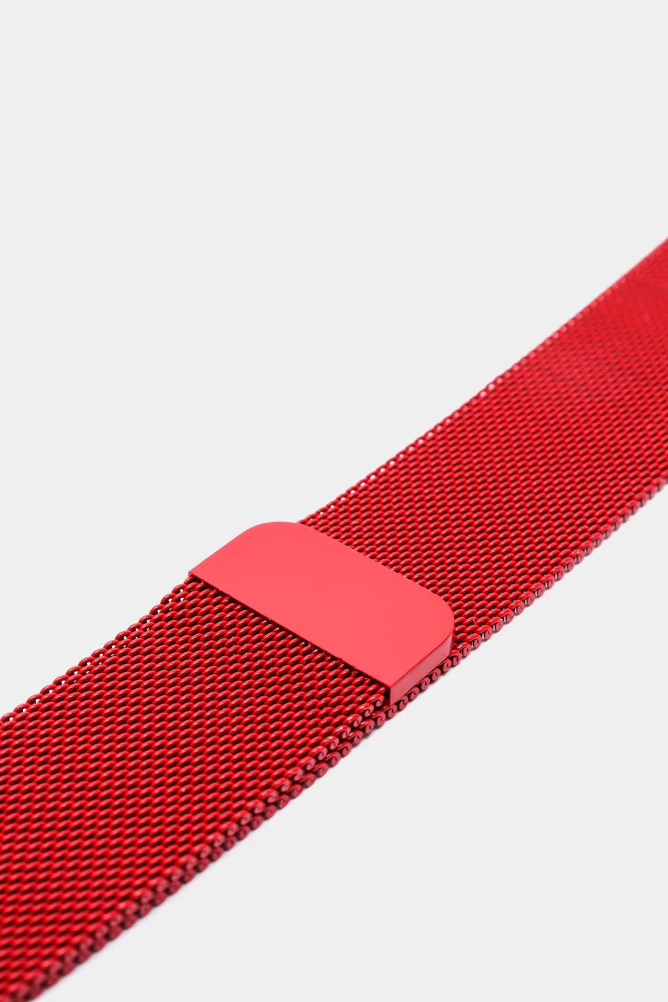 Красный ремешок для Apple Watch "Миланская петля"