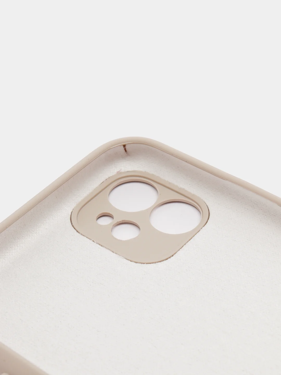 Песочный хаки чехол силиконовый с защитой камеры для iPhone 11/12/12Pro/12ProMax/13/13Pro/13ProMax