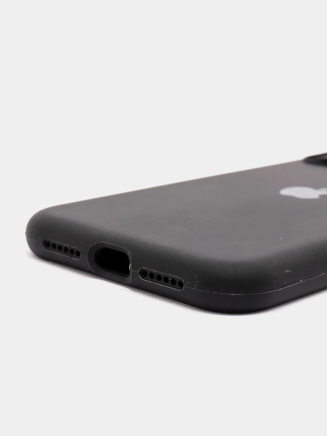 Черный чехол силиконовый с защитой камеры для iPhone 11/12/12Pro/12ProMax/13/13Pro/13ProMax