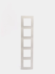 Рамка 5 постов Legrand Etika, белый (У)