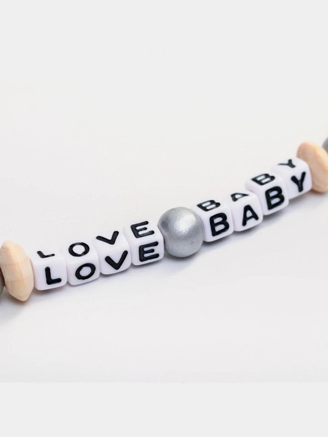 Игрушка - держатель для пустышки "Love Baby", из дерева