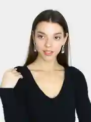 Серьги подвески треугольные Medeya