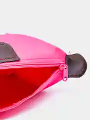 Розовый косметичка