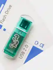 Флешка Smartbuy 32GB Glossy Green (SB32GBGS-G)