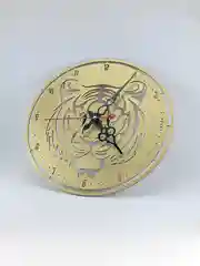 Часы (Золотой Тигр 1)