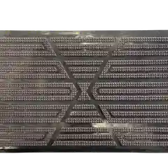 Багровый подпятник пластиковый с Х-узором для автомобильных ковриков EVA