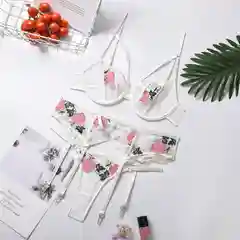 Белый комплект женского нижнего белья с поясом