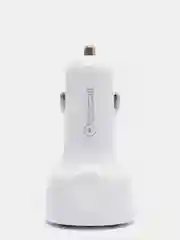 Белый автомобильная зарядка для телефона в прикуриватель, на 3 USB