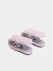 Розовый держатель для одеяла