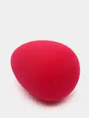 Красный спонж для макияжа