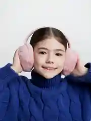Фуксия меховые наушники / Цвета внутри / Теплые наушники / Головной убор