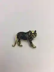 Синий брошь на булавке