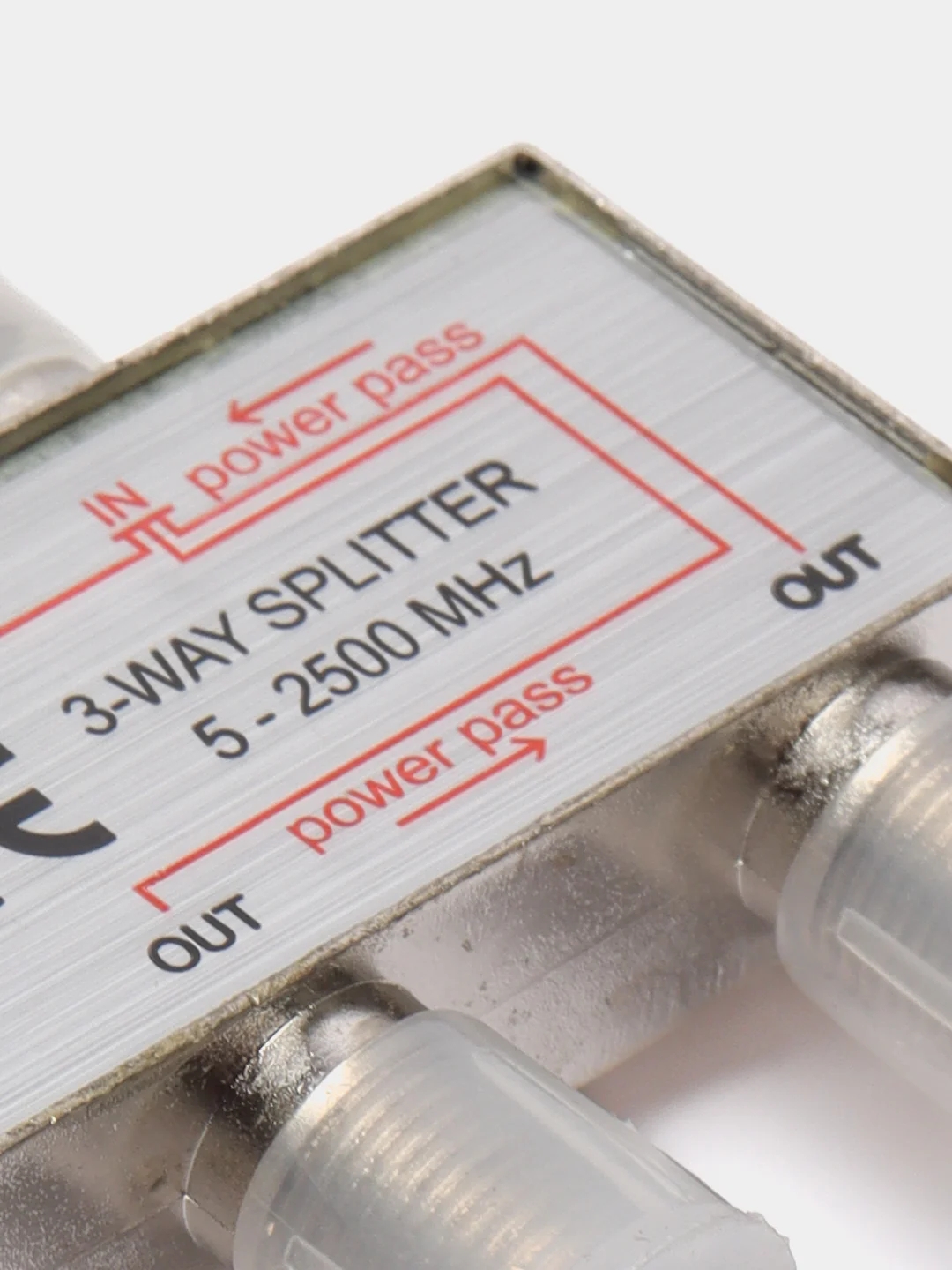 Сплиттер Belsis на 3 направления 5-2500 мгц BL1042 купить по цене 123 ...