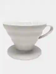 Белый воронка для заваривания кофе V60