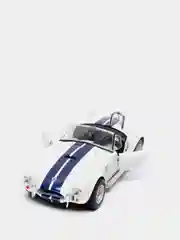 Белый металлическая машинка 1965 Shelby Cobra 427 S/C KT5322D