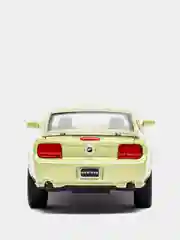 Желтый металлическая машинка 1:38 Ford Mustang GT 2006 KT5091D