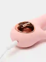 Розовый вибратор
