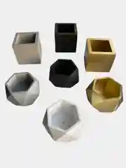 Белый горшок для дизайна и декора квартиры
