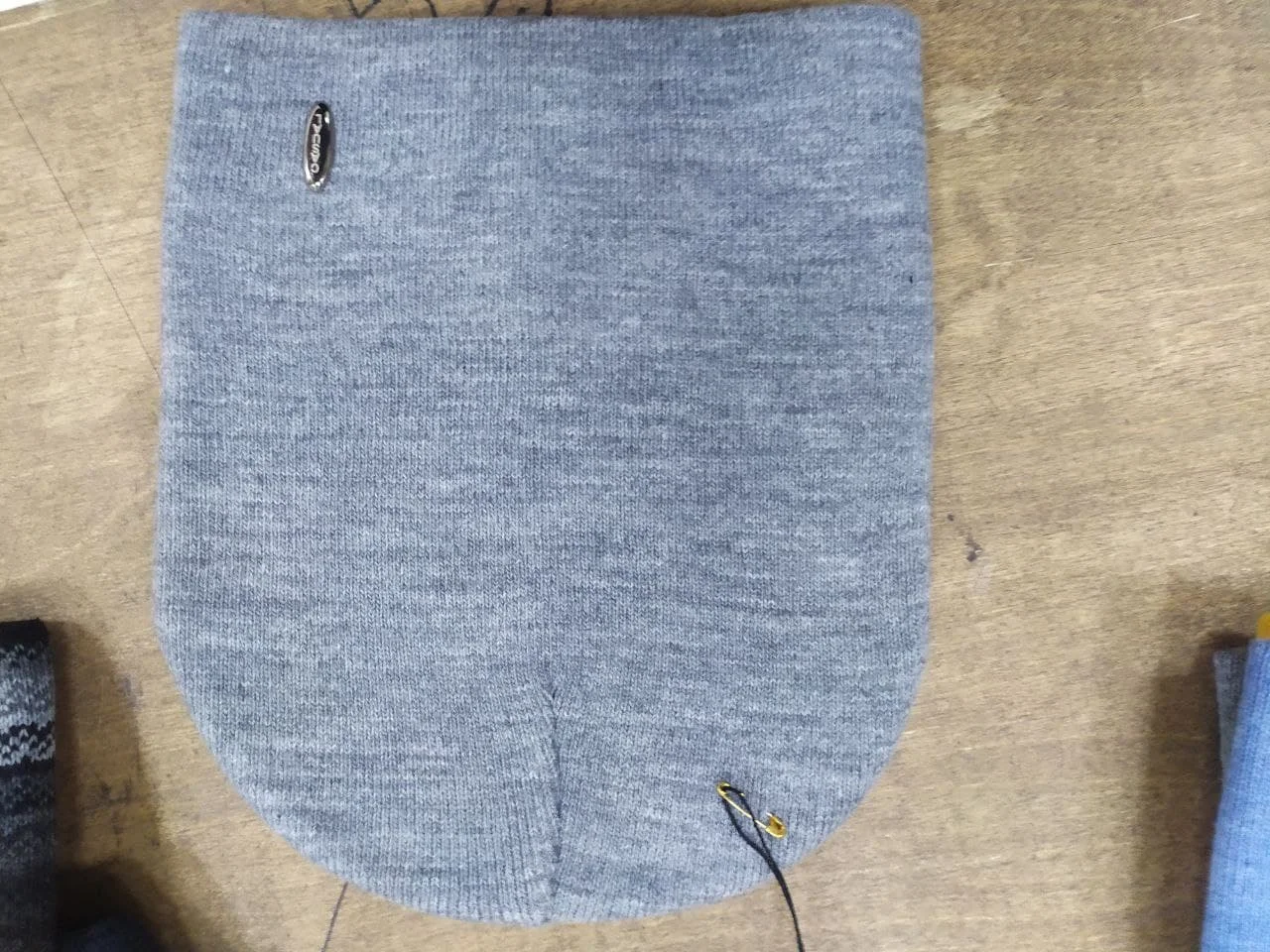 Серый меланж шапки женские Casual