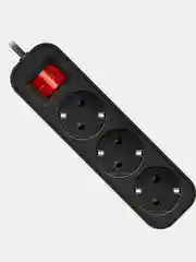 Удлинитель с заземлением Defender G318, выключатель, 1.8 м, 3 розетки