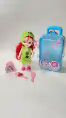 Кукла в чемодане