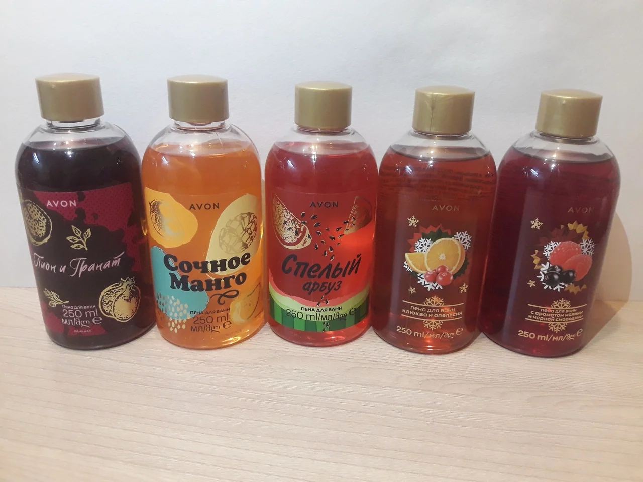 Пена для ванн 250мл/AVON 10 ароматов