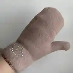Бежевый варежки женские с подкладом