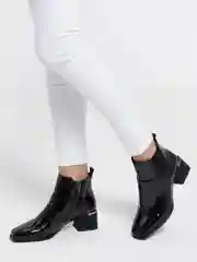 Ботинки женские, Madella
