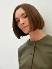 Платье женское миди Zarina удлиненное из экокожи хаки