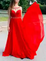 Платье вечернее