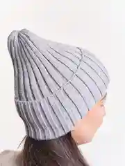 Серый металлик шапка женская бини, вязаная, с отворотами