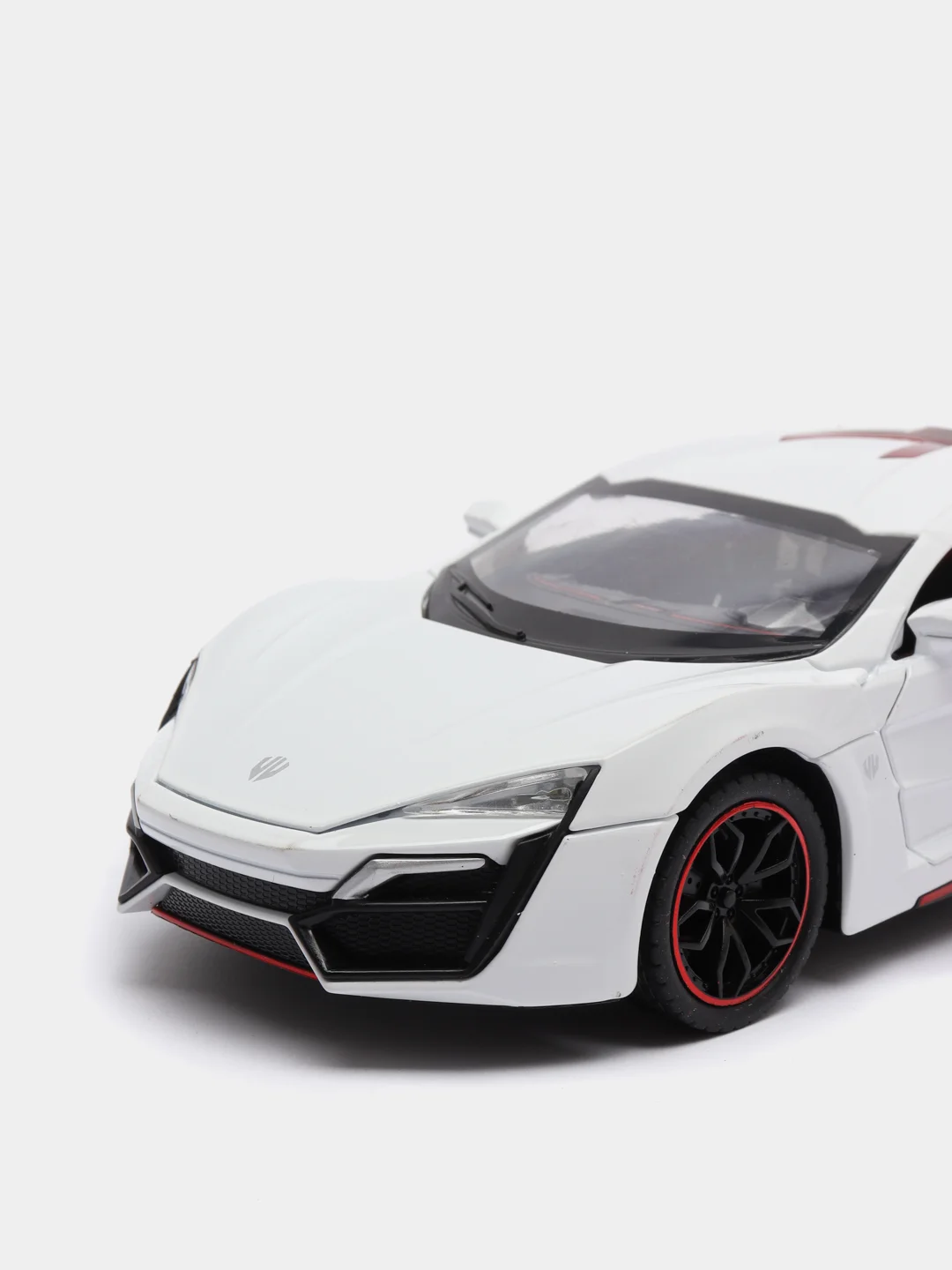 Черный металлическая машинка Die Cast 1:24 Lykans Hypersport CZ32A, инерционная