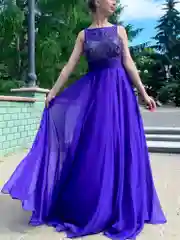 Платье вечернее