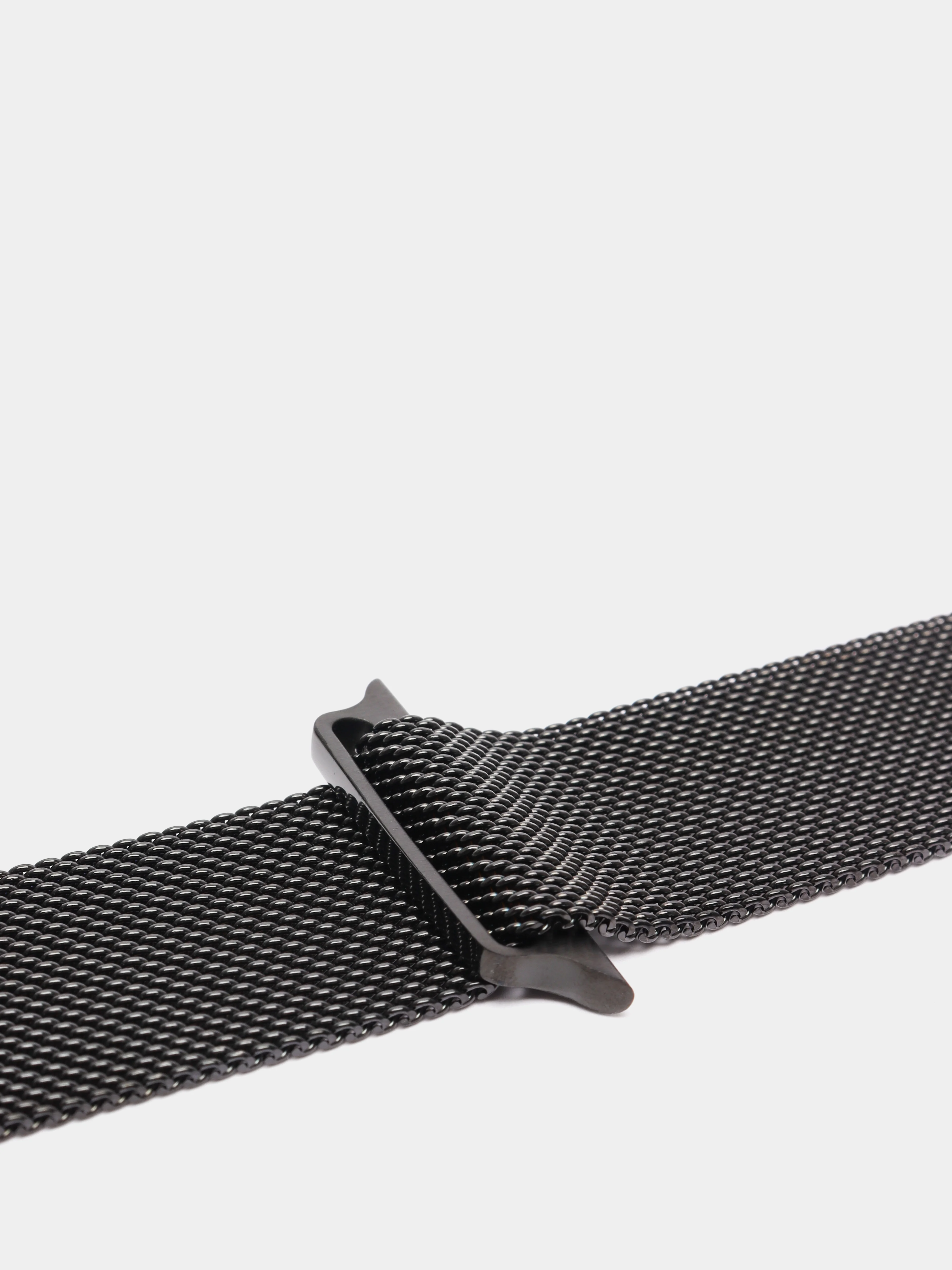 Черный ремешок для Apple Watch "Миланская петля", металлический