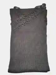 Шарф из шерстяной пряжи Venera
