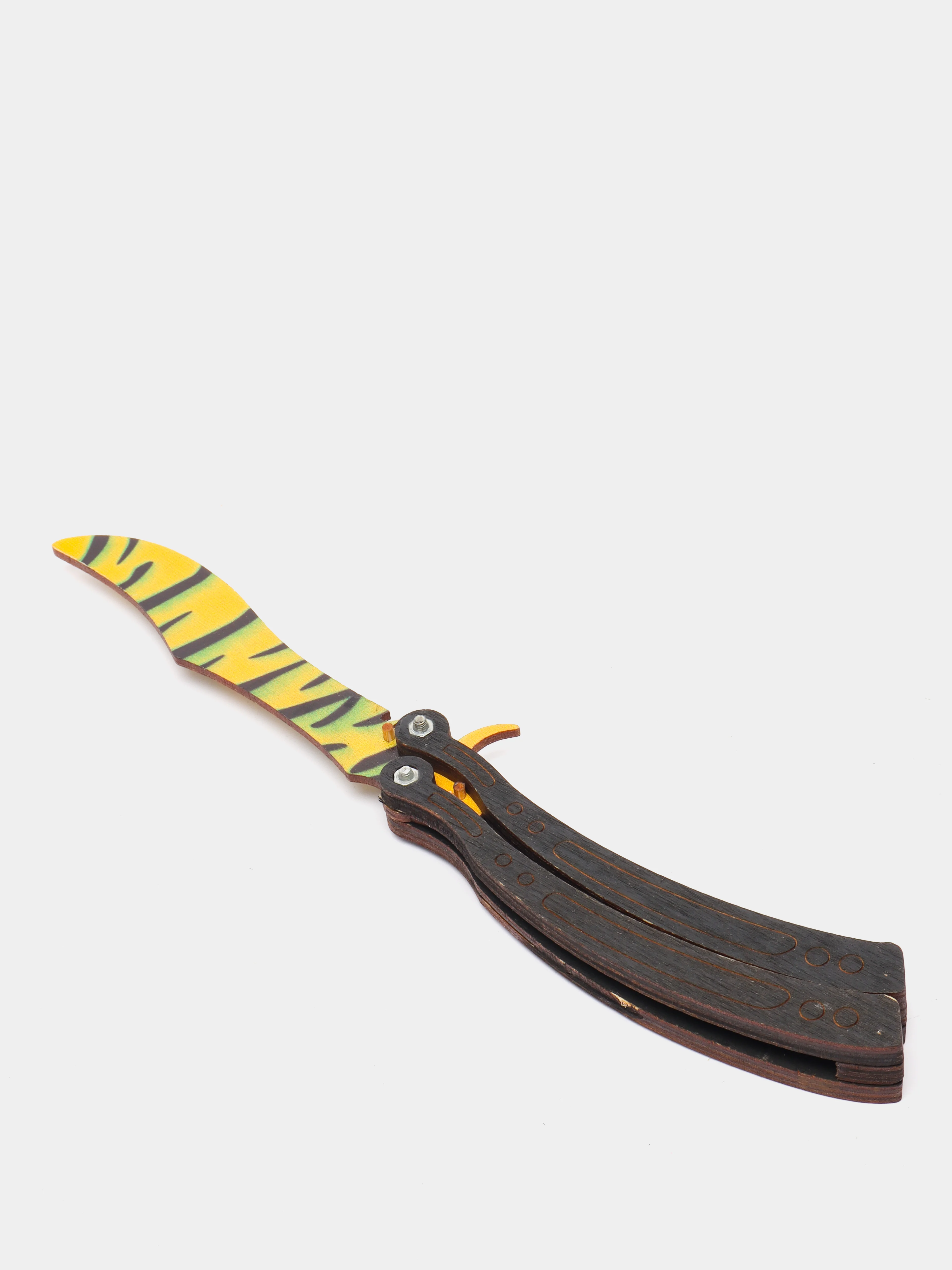 Желтый нож деревянный бабочка лак в раскраске Tiger Tooth / Зуб тигра кс го / cs go