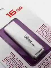 Белый флешка USB (16GB)
