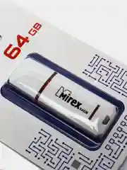 Белый флешка USB (64GB)
