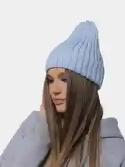 Голубой шапка женская, вязаная
