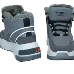 Женские кроссовки зима