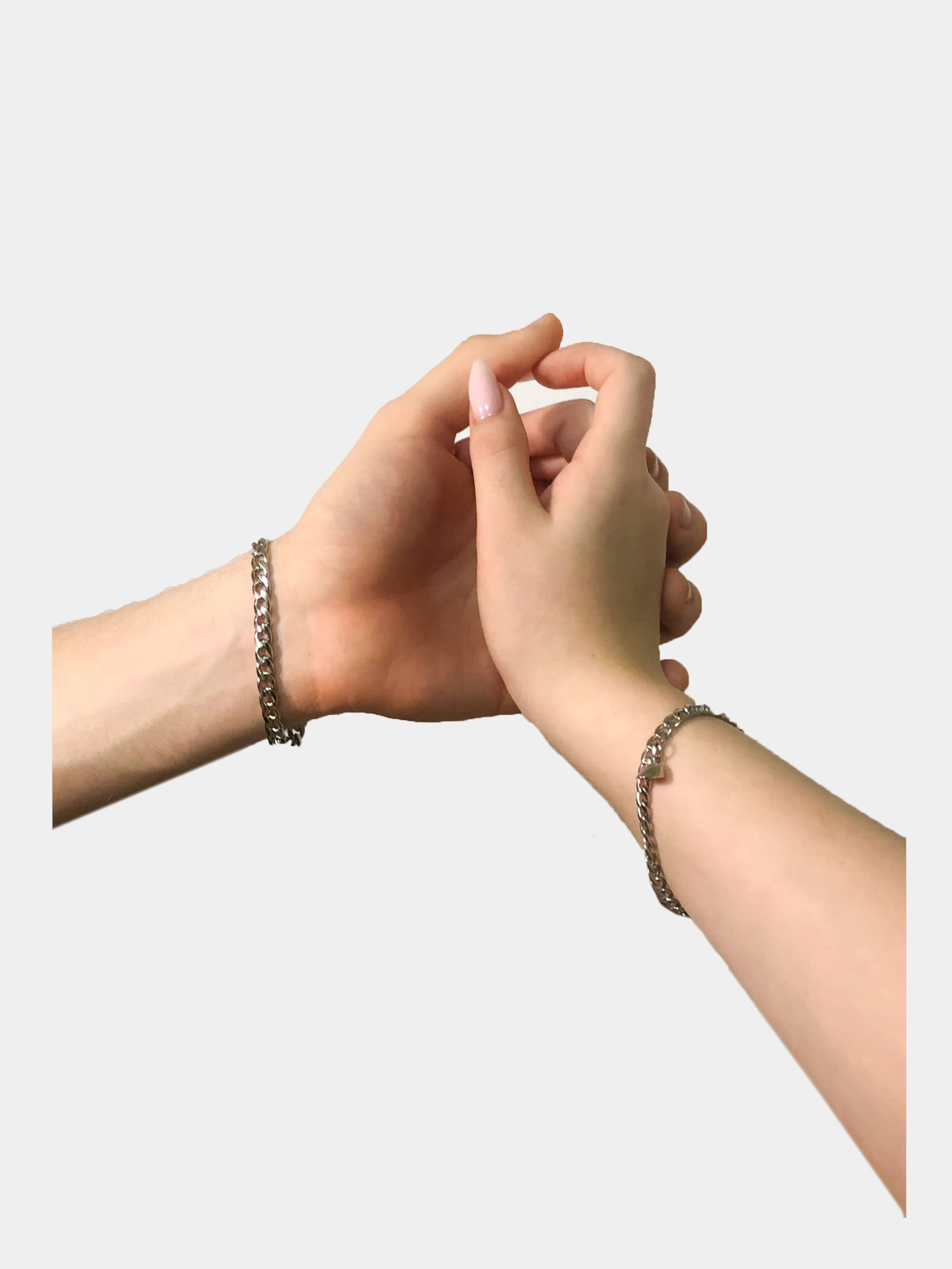 Парные браслеты с сердечком на магните, парная цепь на магнитах купить поцене 1199 ₽ в интернет-магазине KazanExpress