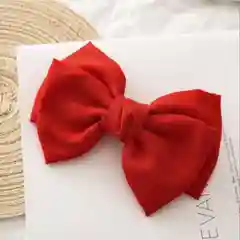 Алый заколки с бантиками