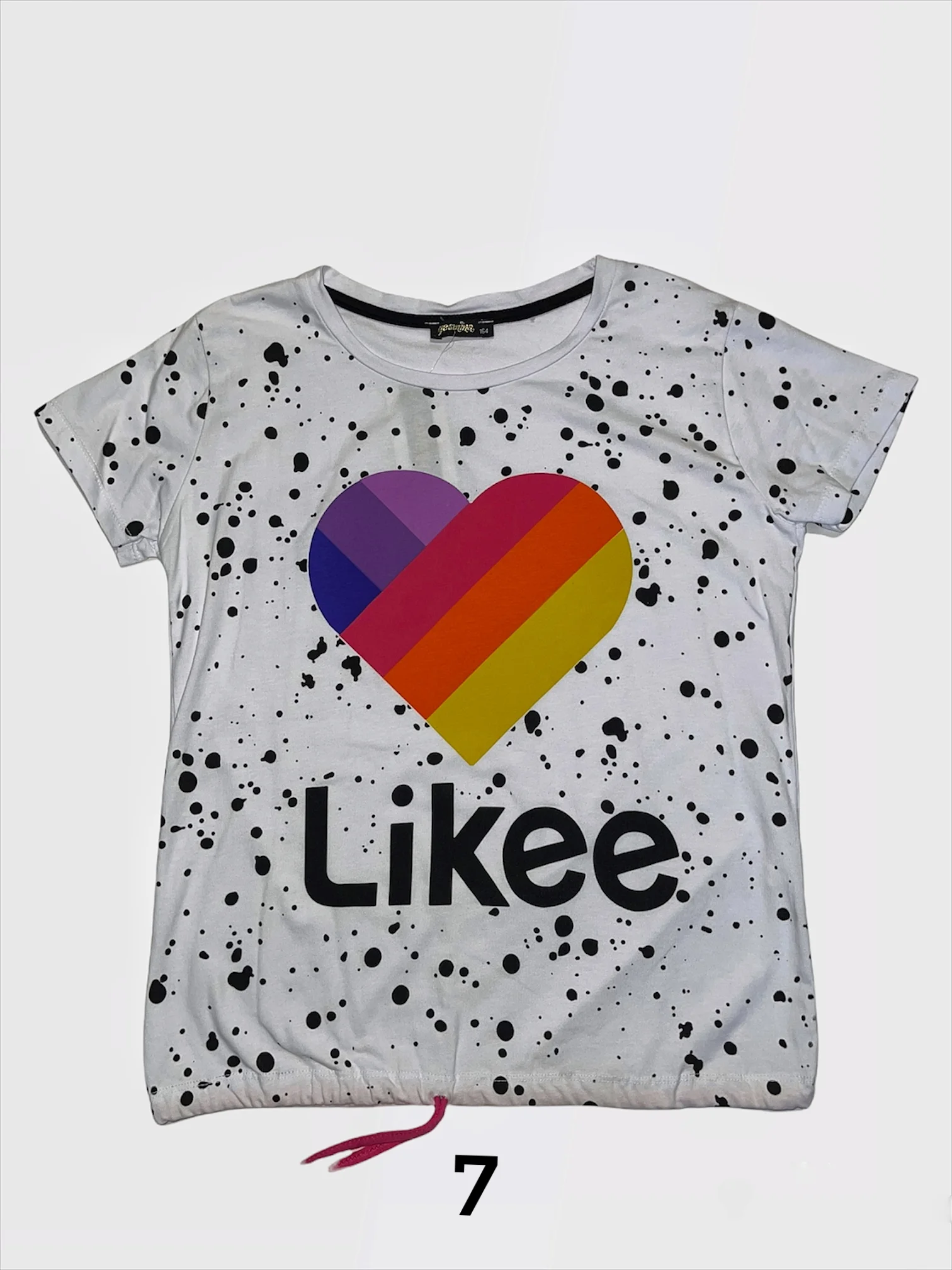 Детская футболка с принтами like, tiktok, instagram, among us