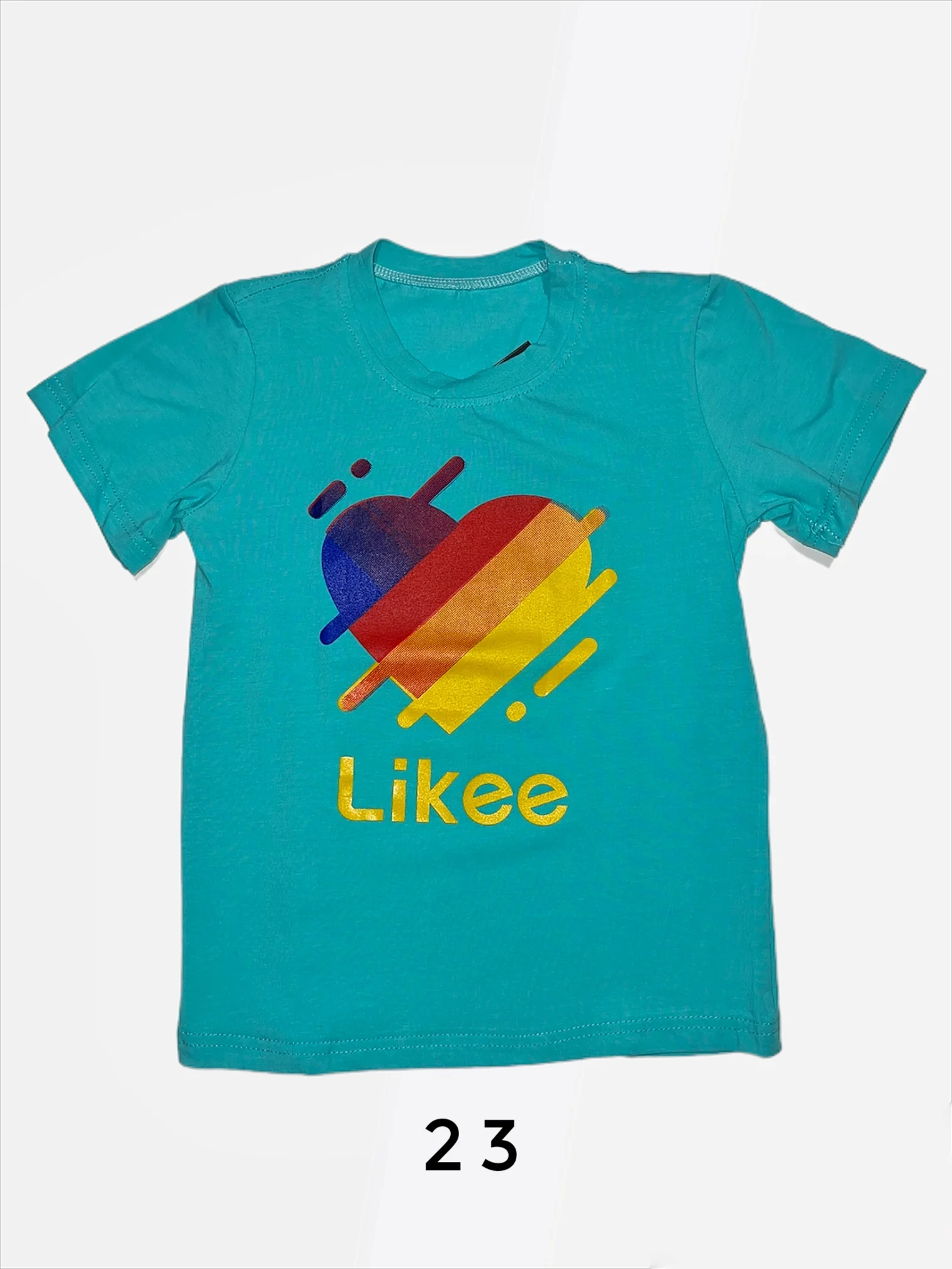 Детская футболка с принтами like, tiktok, instagram, among us